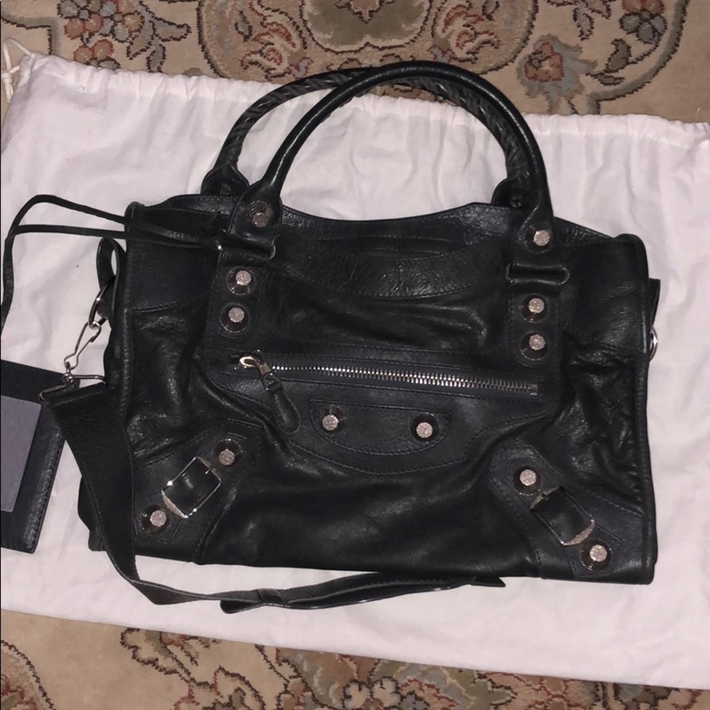 🎄SALE🎄BALENCIAGA gun metal Lambskin Leather Bag